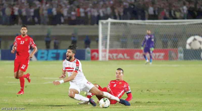 صورة التقطت أمس الأول للتونسي فرجاني ساسي خلال عرقلته وتعرضه للإصابة (المركز الإعلامي ـ الزمالك)