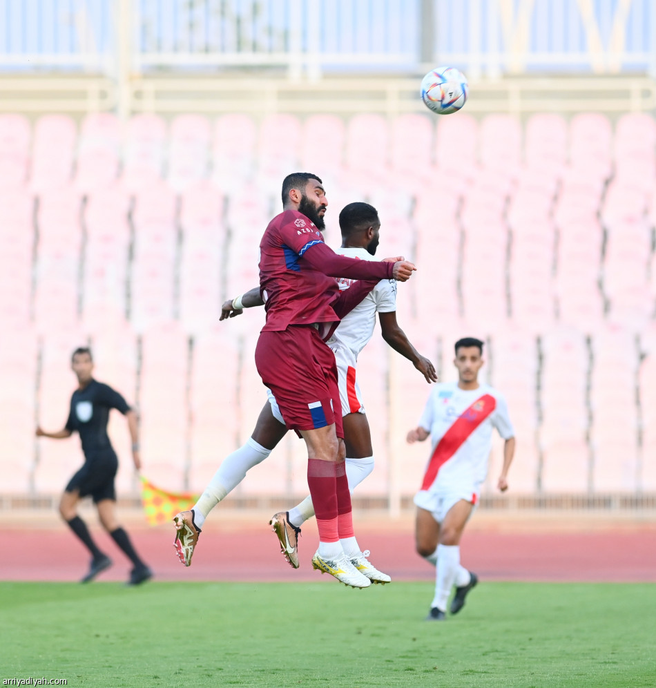 الدوري الرديف.. الوحدة يهز صدارة أبها