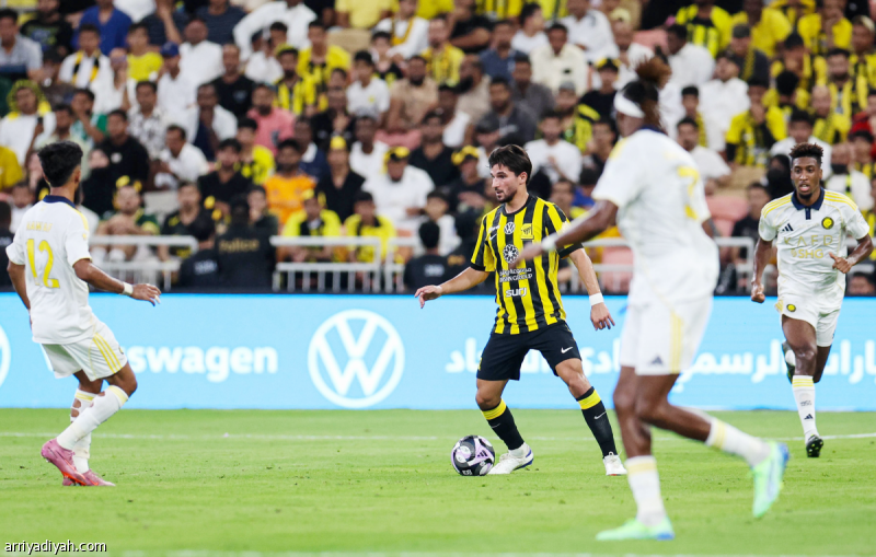 لوران بلان يواصل التدريبات بعد خسارة الاتحاد أمام النصر وينتظر نتائج إصابة حسام عوار