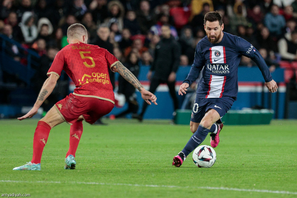 Duo Hugo en Messi versterken de voorsprong van Saint-Germain