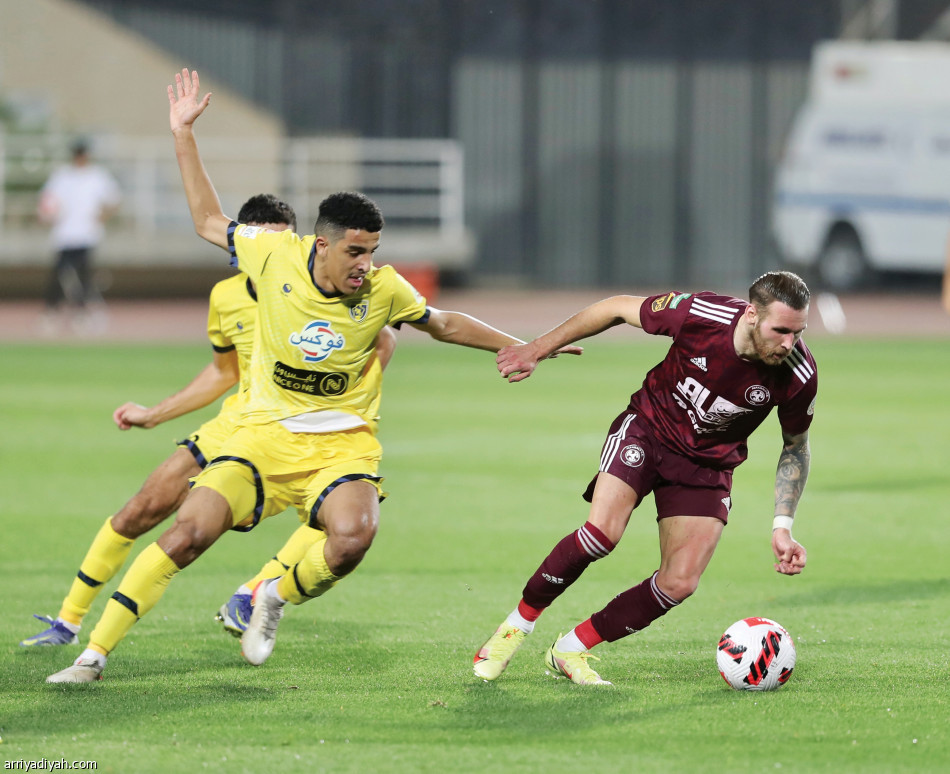 أفقده 10 نقاط..
القاتل يعطل التعاون