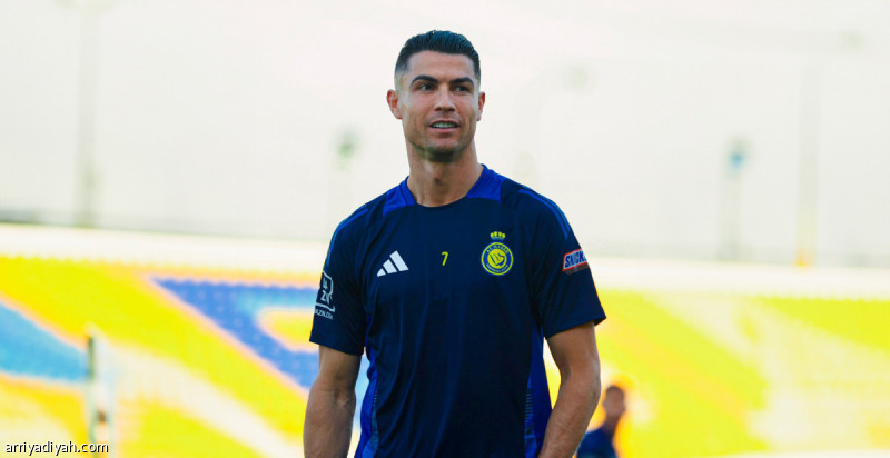 مصادر: كريستيانو رونالدو يمدد عقده مع النصر السعودي لموسم إضافي حتى يونيو 2026