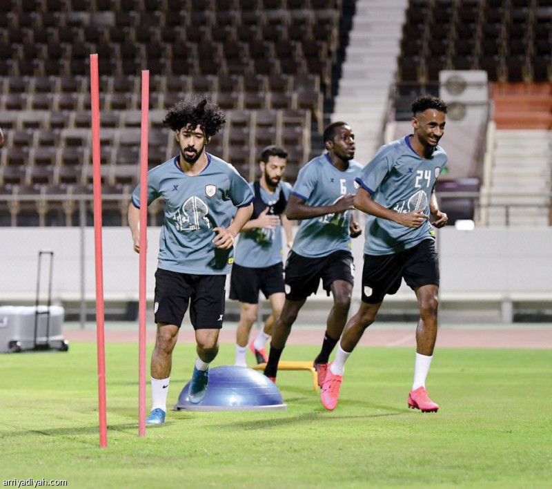 الشباب
يعتمد اللمسة الواحدة