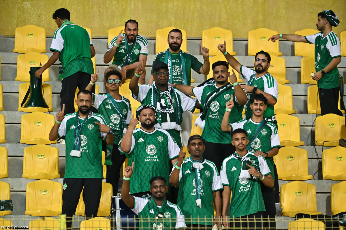 حامل اللقب ينتصر