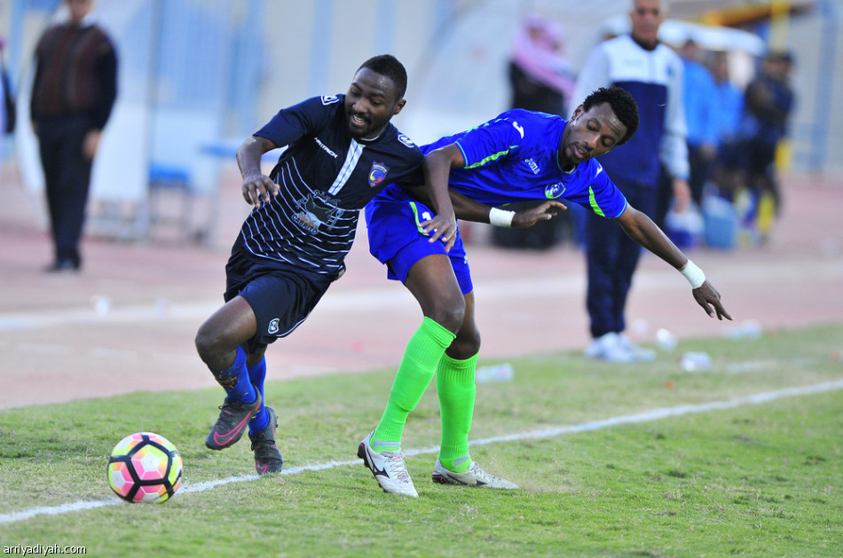 أُحد يتعثر بالتعادل أمام وج ويتصدر دوري الأولى