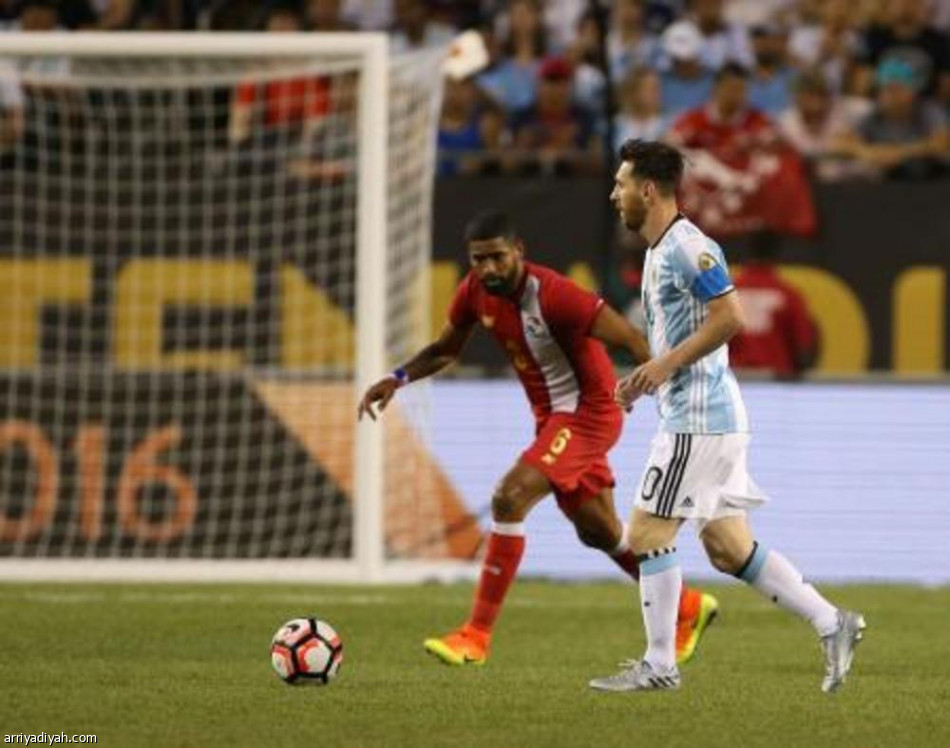 كوبا أمريكا 2016 : ميسي يقود الأرجنتين لاكتساح بنما والتأهل لدور ربع النهائي