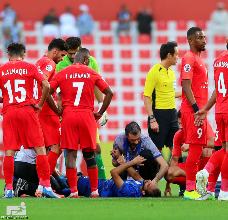 الهلال يعبر أهلي دبي بثنائية جوميز