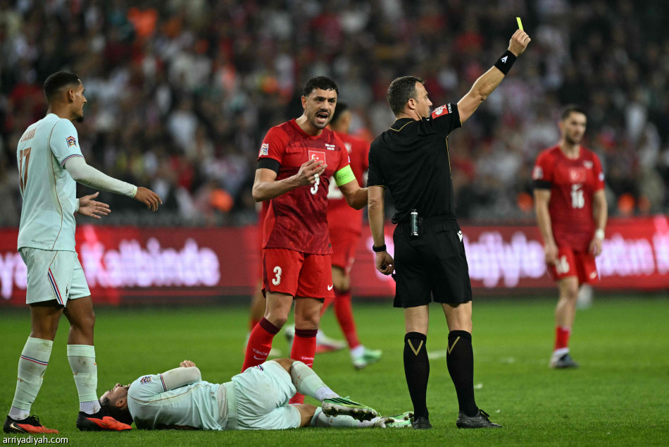 دوري الأمم: مبابي يهدي زيدان الفوز الأول.. ويخرج مصابا