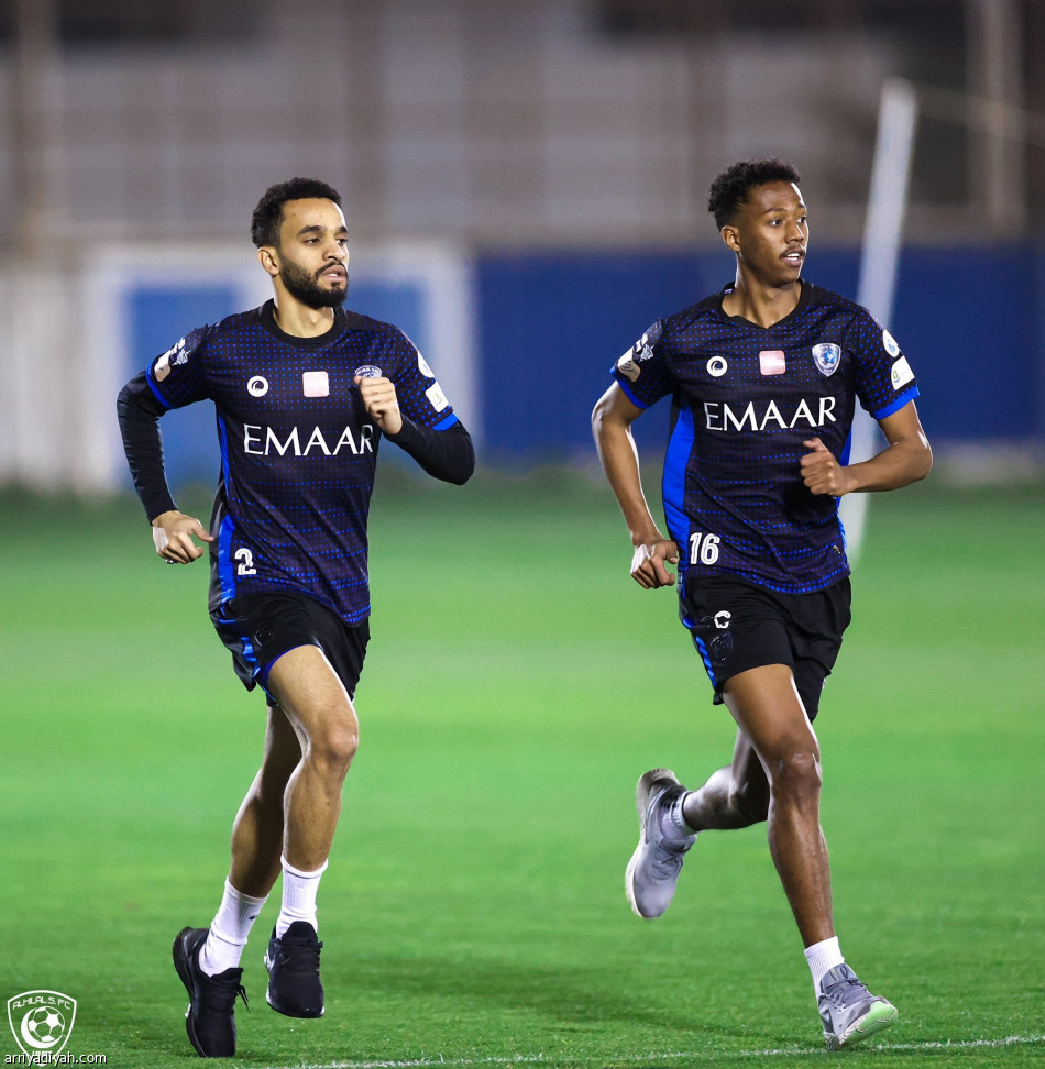 الهلال يدشن تحضيراته بعودة هتان والعليان