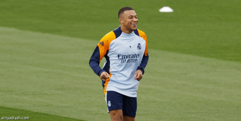 Mbappe breaks the past… and awaits the first Clásico