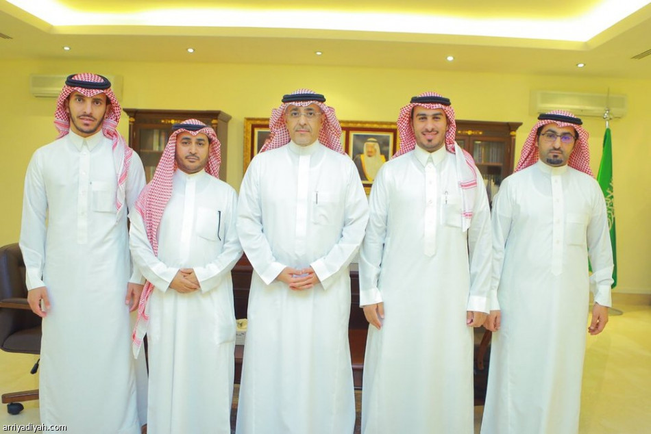 السفير السعودي في قطر يستقبل بعثة الرائد