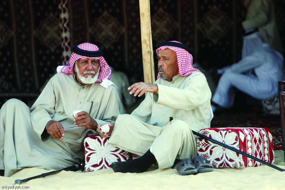 صوت النجر والقصص والقصيد في خيمة بقيق