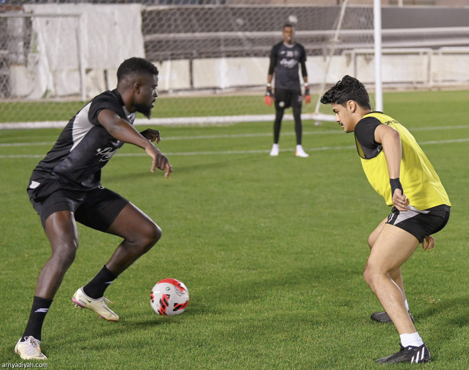 الاتحاد 
يحلق بالرصيد الأعلى