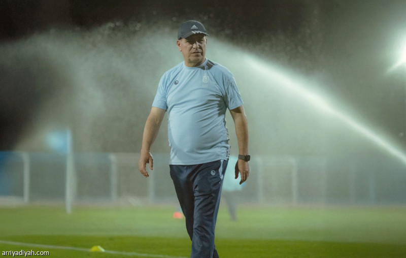 قبل ضمك.. الأخدود يجهز الهجوم والدفاع