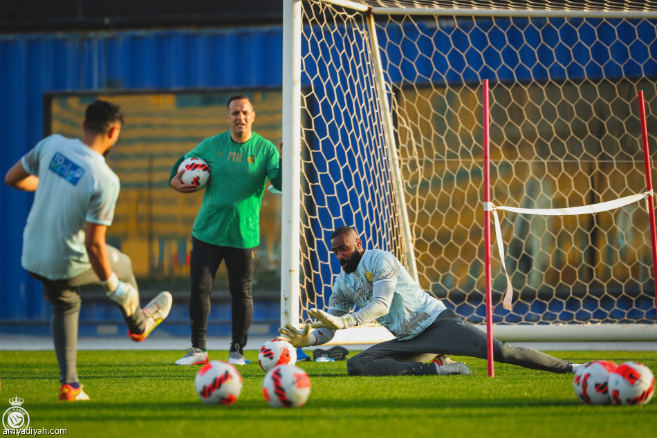 جوناثان يظهر في تدريبات النصر