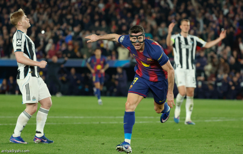 ليفاندوفسكي: لقب الدوري أهم من مستقبلي