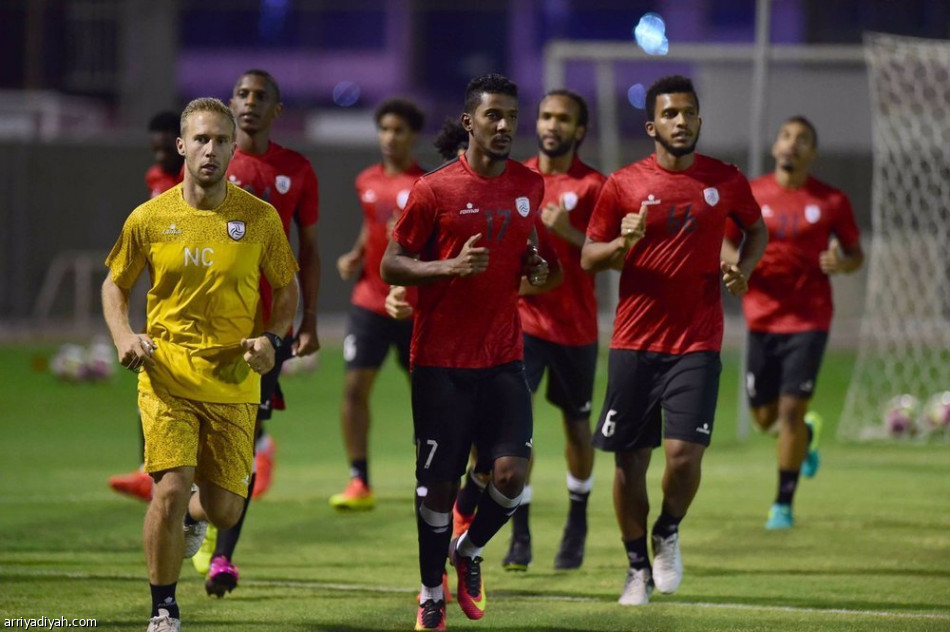 باهبري والدعيع يرافقان الشباب الى للعين