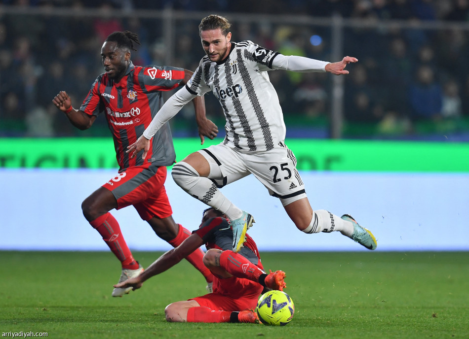 Juventus verdient met veel moeite Cremonese
