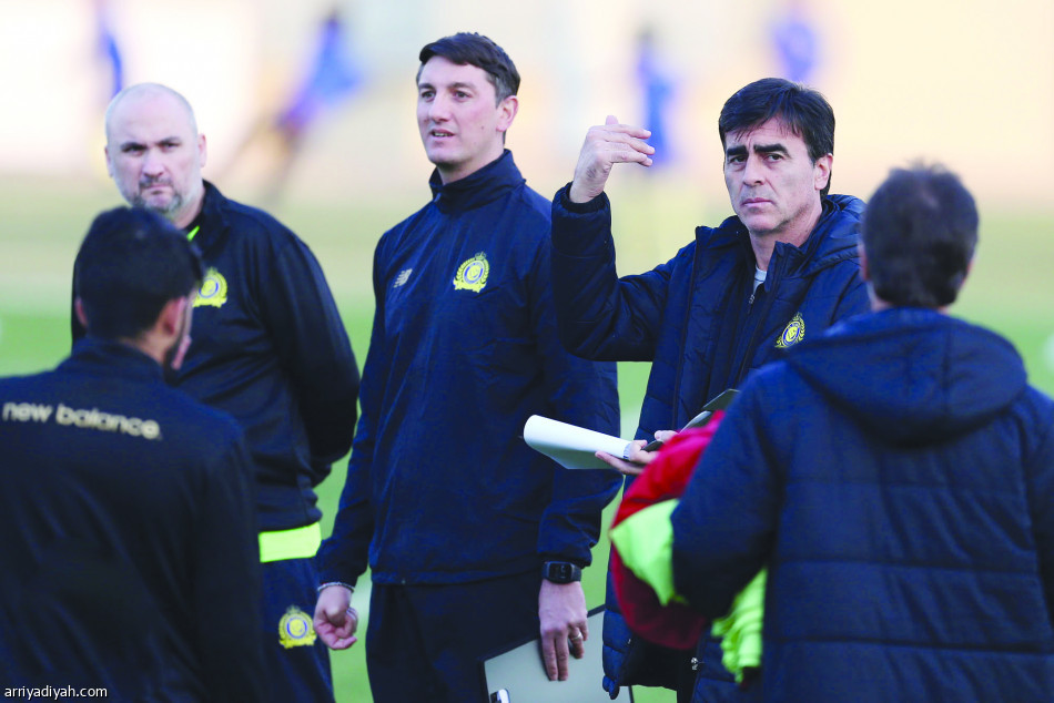 جوستافو يعزل لاعبي النصر