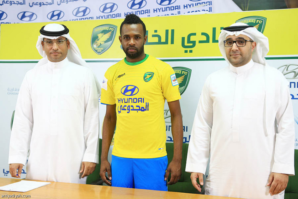 الخليج يجدد مع الزواهرة والجدعاني