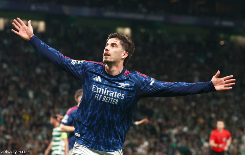 البديلان يضعان أرسنال على أعتاب نصف نهائي الأبطال