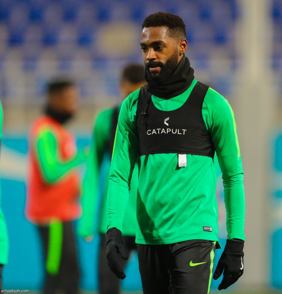 الأخضر يستعد للأوزبك