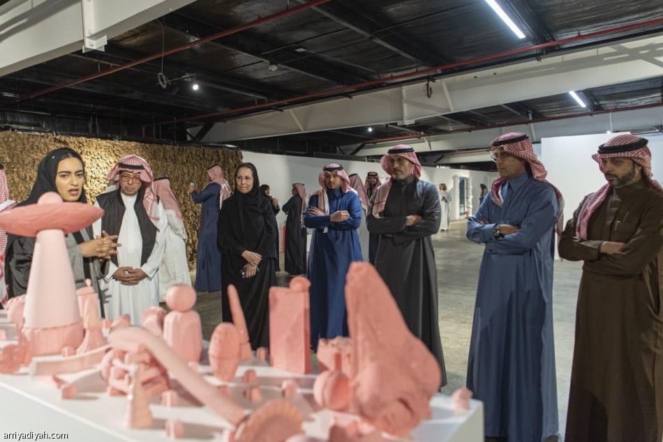 «الثقافة» تطلق معرض «من الداخل» في الدرعية
