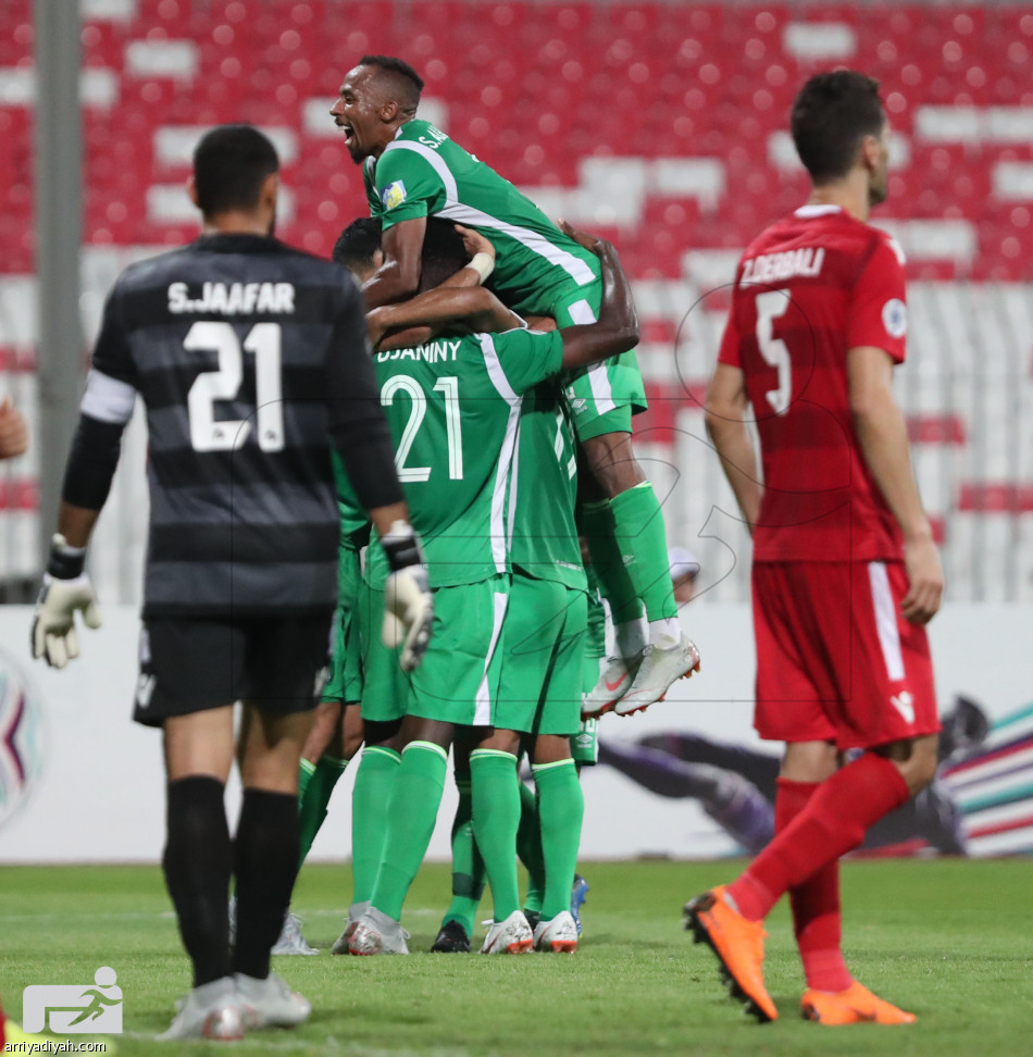 الأهلي يطمئن جماهيره بثنائية المحرق