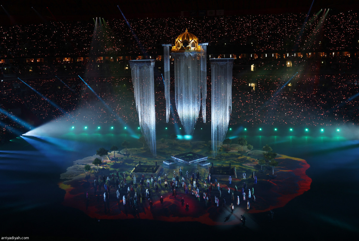 العرب يحتفلون