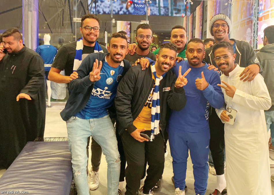 متجر نادي الهلال ينتعش بعد التتويج