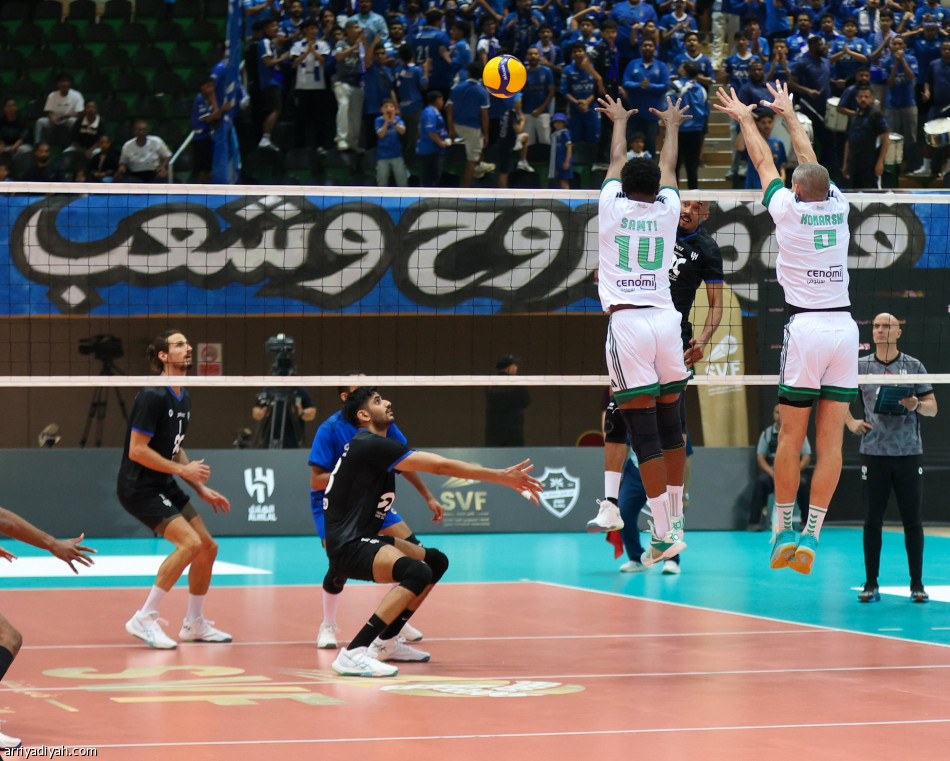 نخبة الطائرة.. الهلال يُسقط الأهلي