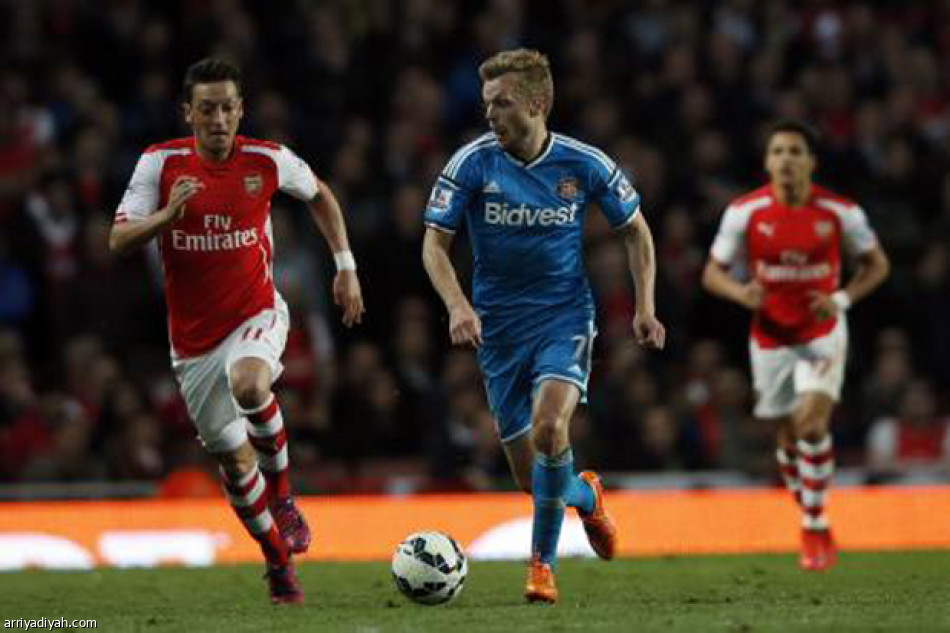 سندرلاند يضمن بقاءه رسميا