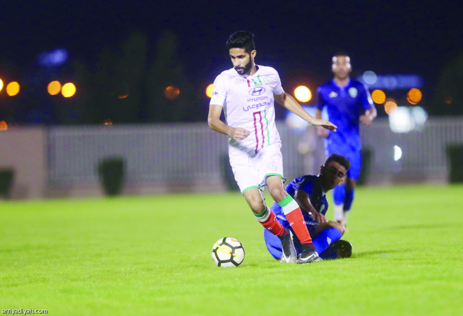 التجديد ليسيتش خطأ.. والمسحل يتعهد بالعلاج