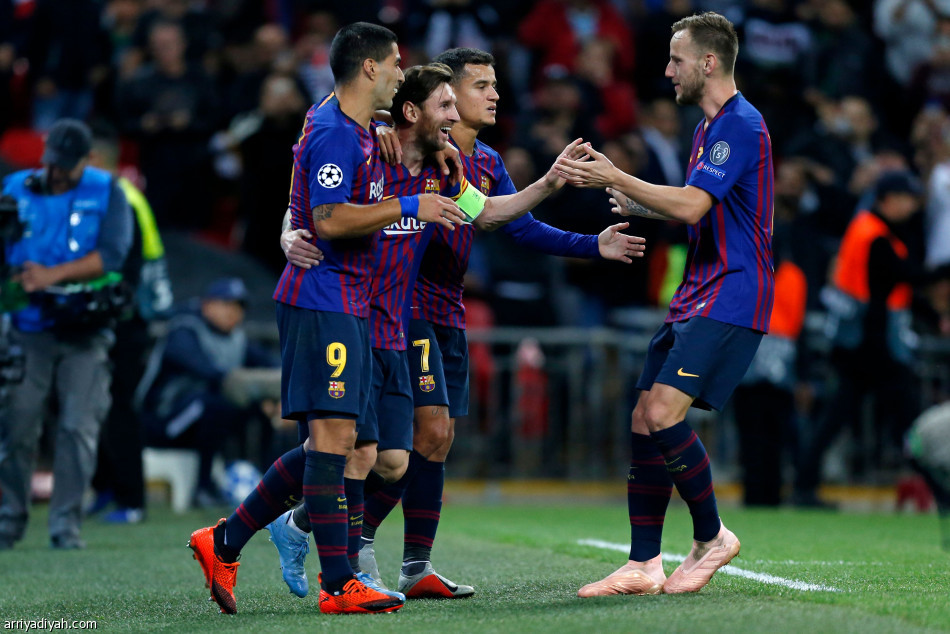 أبطال أوروبا: ميسي يقود برشلونة للفوز على توتنهام برباعية