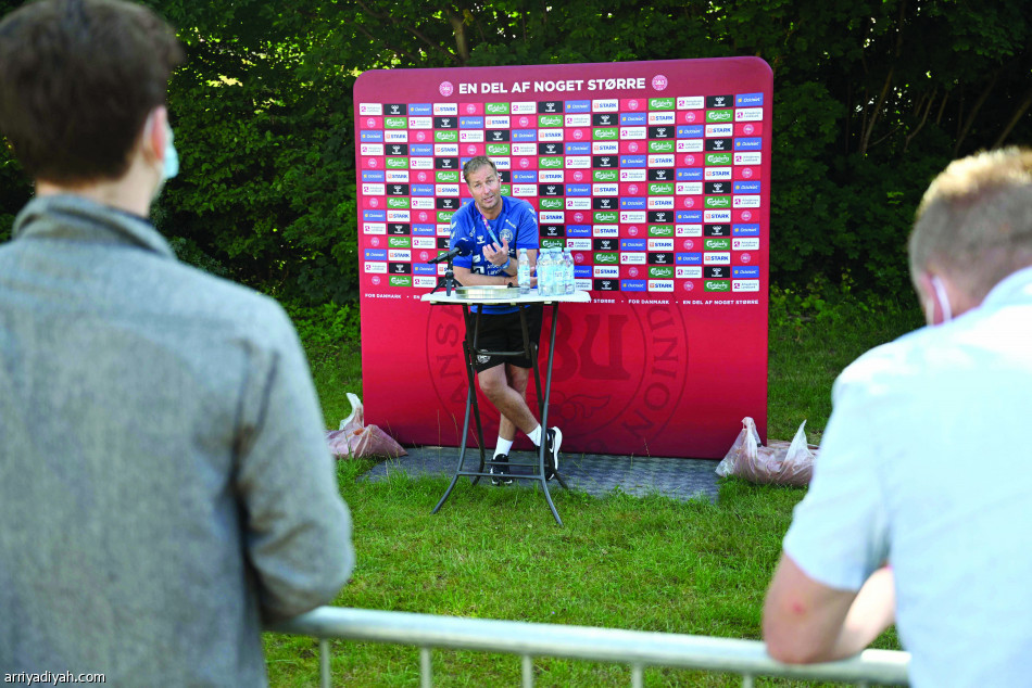 سجل مروّع
يزعج شمايكل أمام كين