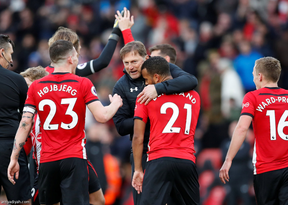 توتنهام يسقط..  وكين يحرز الهدف رقم 200