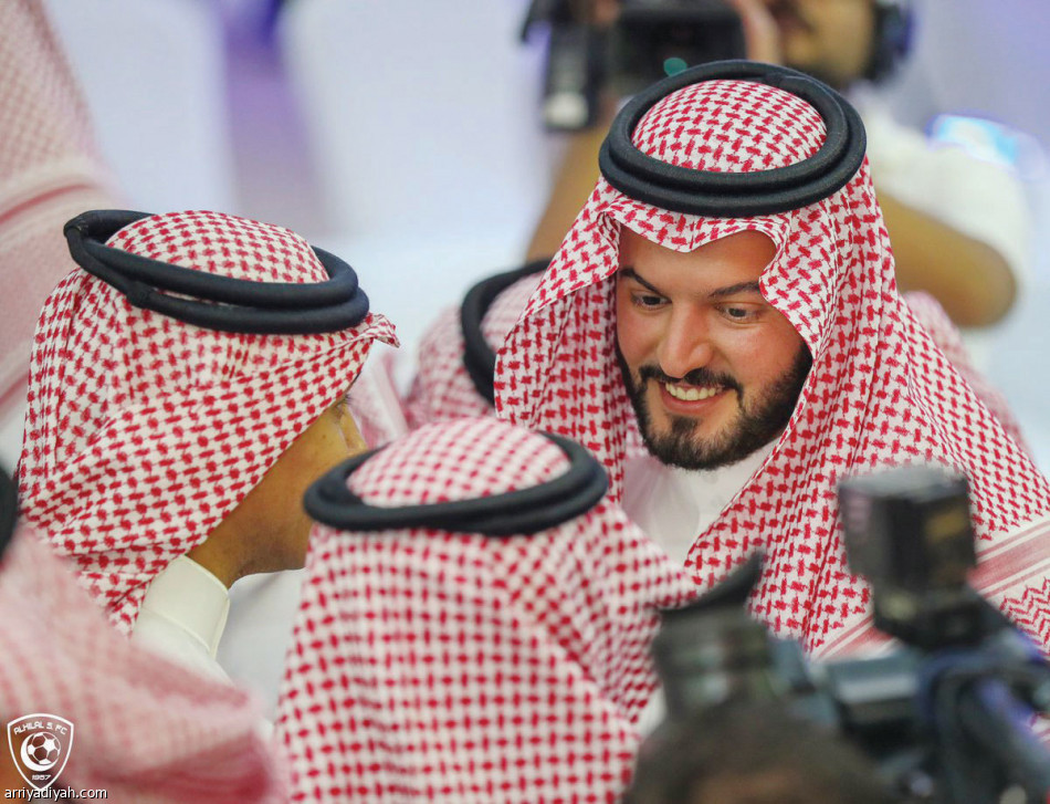 الهلاليون
يختارون ابن نافل