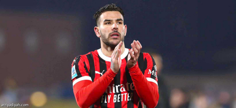 ثيو هيرنانديز يجري الفحوصات الطبية في باريس قبل انتقاله إلى الهلال بعقد حتى 2028