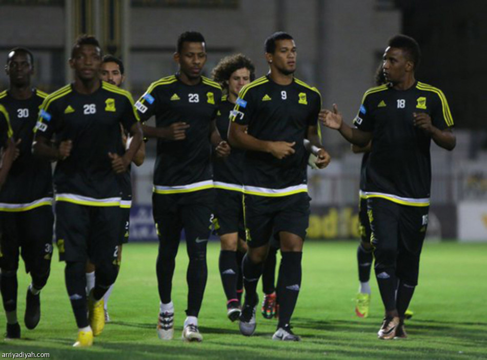 عسيري والغامدي خارج حسابات الاتحاد أمام النصر