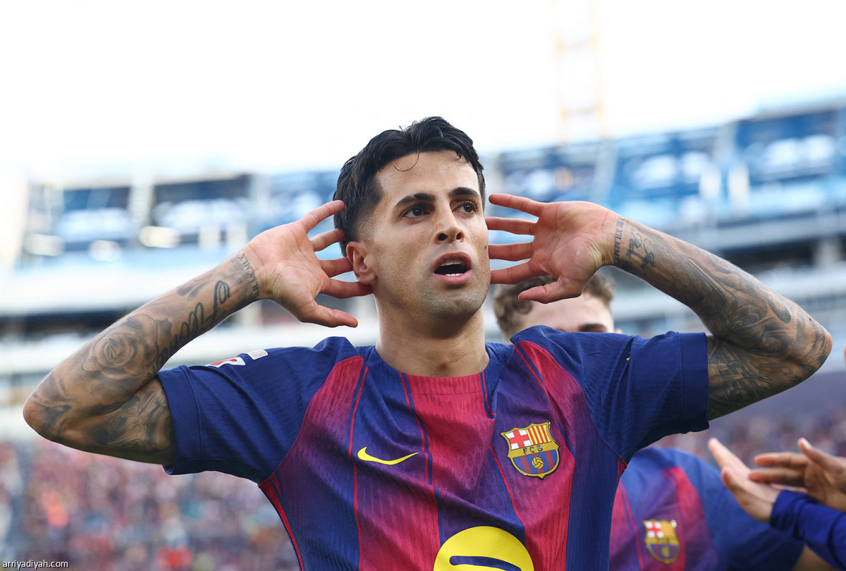 البرشا يستعرض