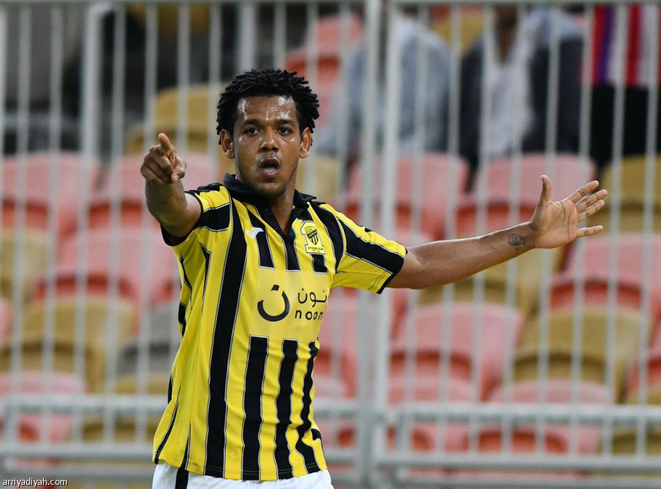 الاتحاد يتنفس برباعية الباطن