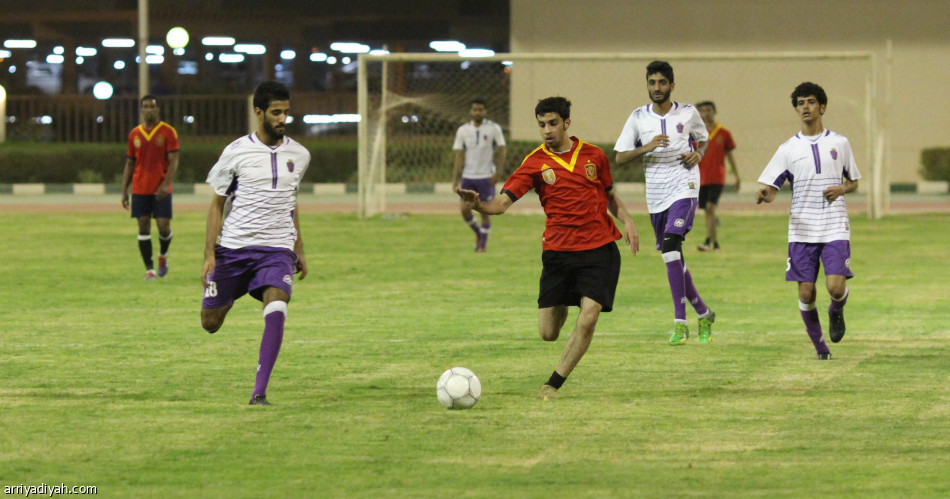 الزجاج المعشق في النصر