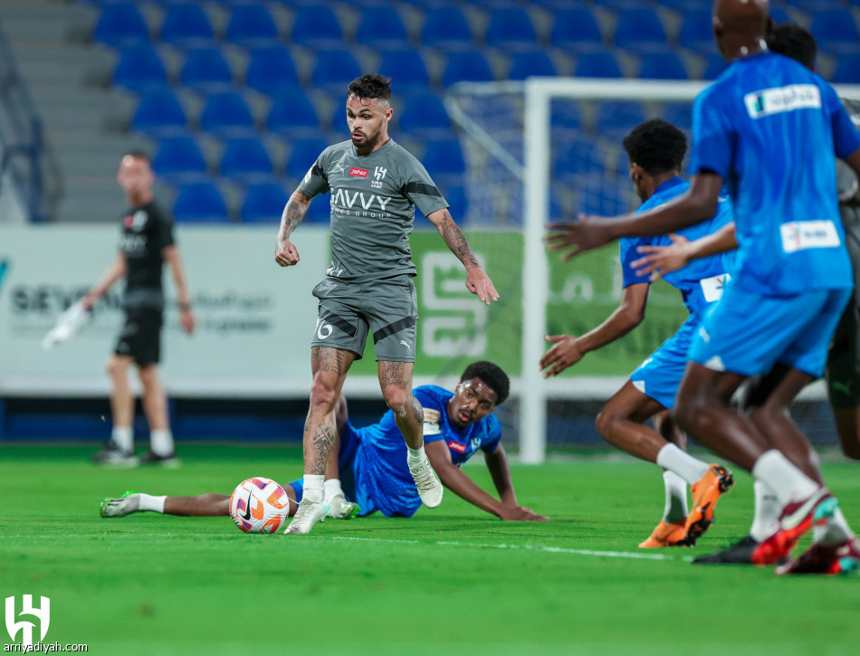 الهلال يناور شبابه.. ويستريح غدا