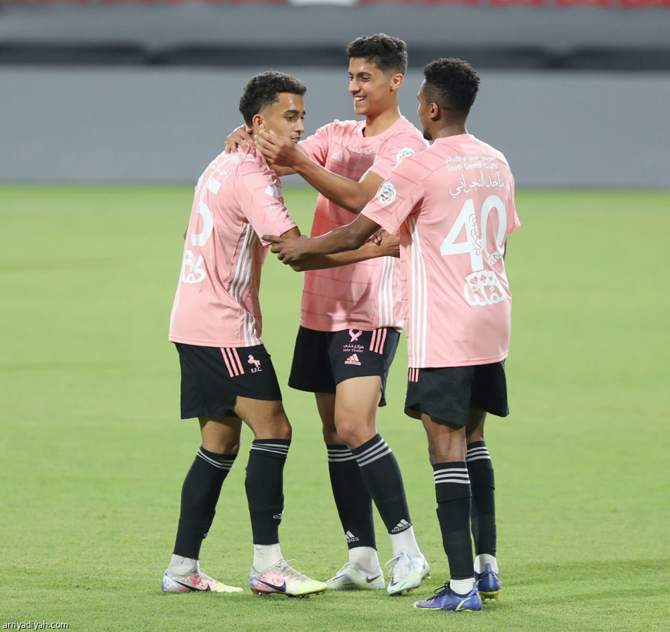 الاتفاق يكسب تجربة الجزيرة بخماسية