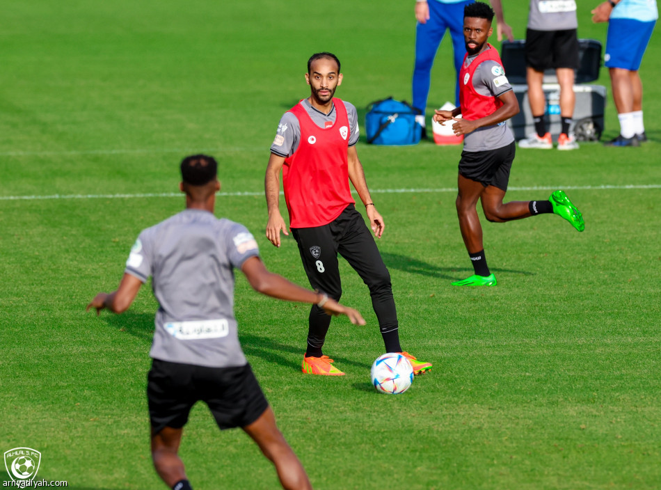 الهلال.. دياز يبدأ التخطيط