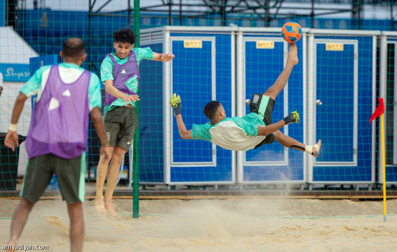 أخضر الشاطئية يدشن تدريبات سانيا