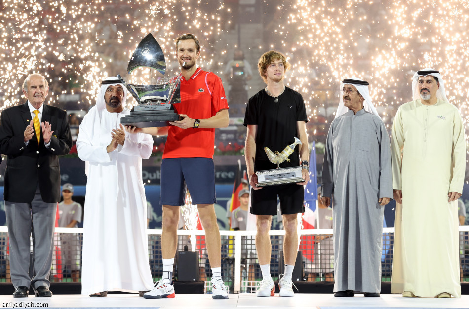 Dubai Tournament.. Medvedev pakte binnen 3 weken de derde titel