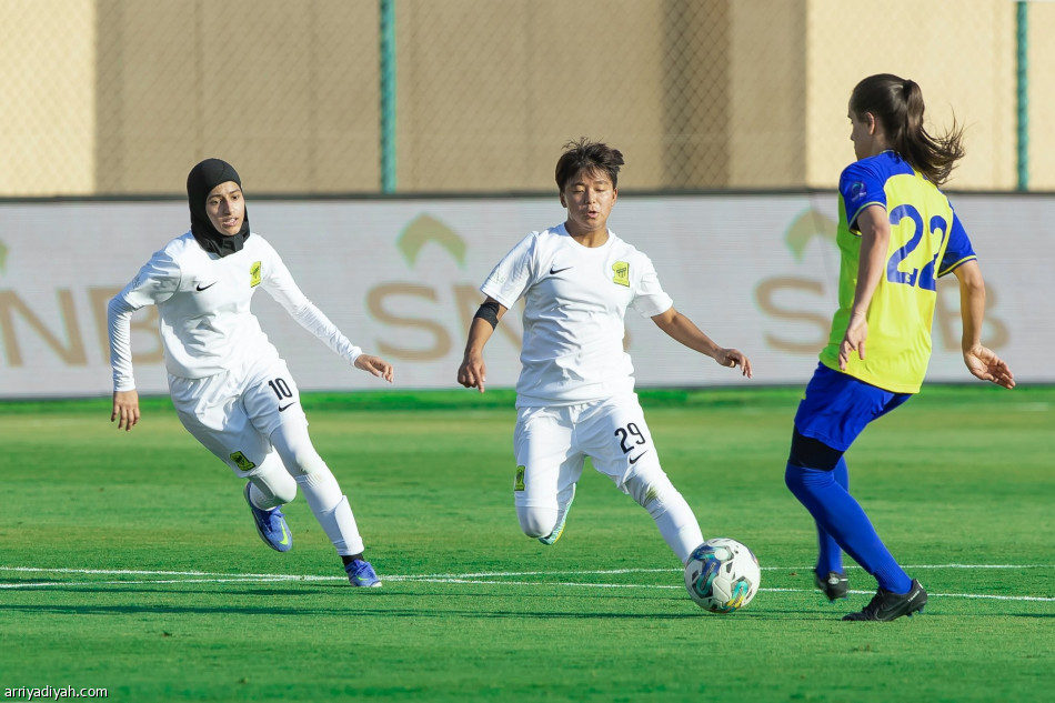 Al-Ittihad disrupts victory..and guides Al-Hilal to the top spot for women