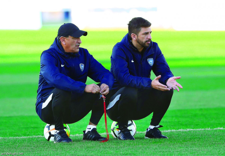 أسامة وسالم يقودان الهلال في “الكلاسيكو”