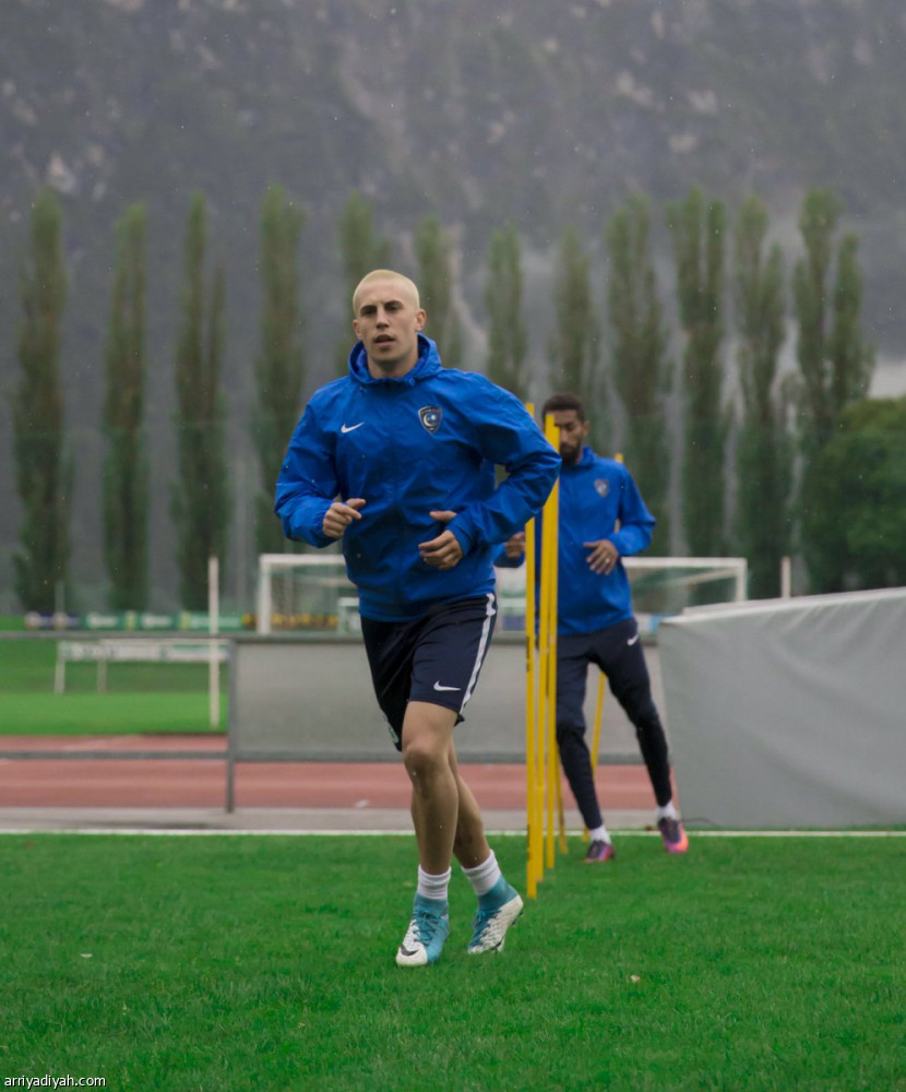 الهلال يستعد لوديته الأولى تحت الأمطار